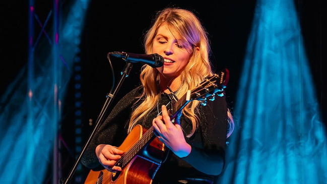 MELANIE BACKHAUß - Clubkonzert