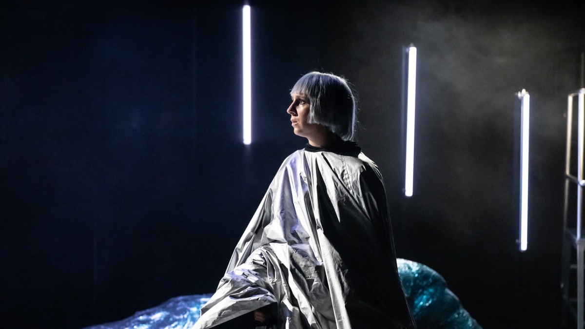 ENTTÄUSCHENDE EWIGKEIT