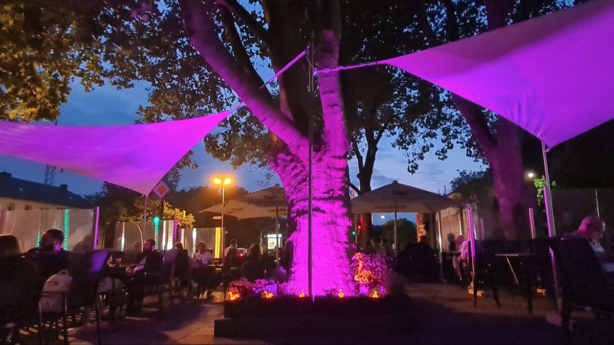 Spooky & Sweet: Halloween Girls Night