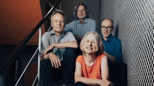 Regina Büchner Combination