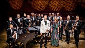 Glenn Miller Orchestra directed by Uli Plettendorff