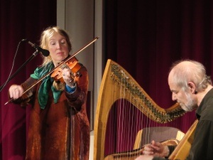 Máire Breatnach & Thomas Loefke: Celtic Fiddle, Harp and Song