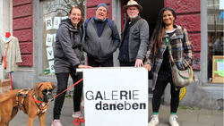 Galerie daneben neu