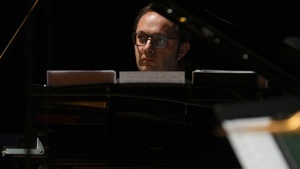 der/gelbe/klang ¡SOLO!:  Musikalische Spurensuche