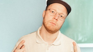 Tscharällo - VOM STARKSEIN UND BEGREIFEN. UND ZERBRECHEN. - Sanftmut Deutschrap