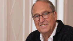 Titelbild der Veranstaltung Jochen Brunow liest "Der Mann vom Meer" im Renaissance Theater
