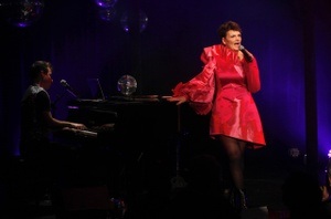 Gayle Tufts - Please don´t stop the Music