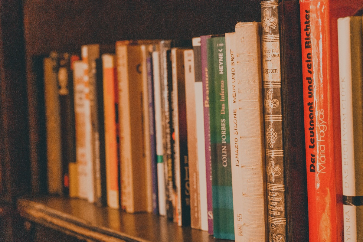 Bücherbogen am Savignyplatz