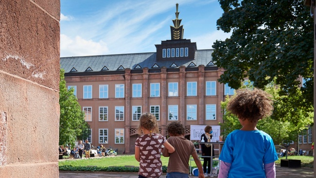 Familienzeit im GRASSI