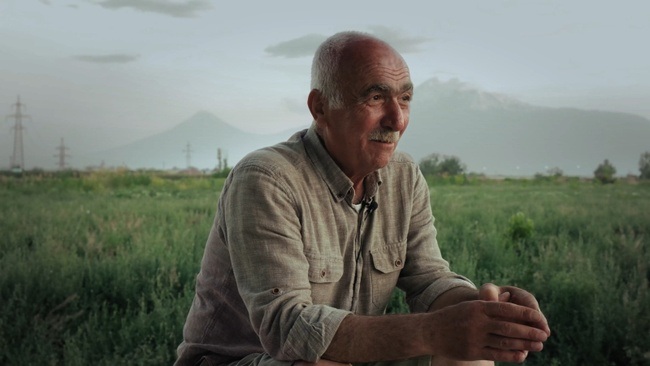 Yerli Yurtsuz / Rootless Resident