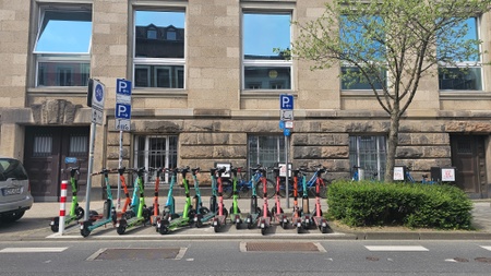 Sicher unterwegs - E-Scooter Training