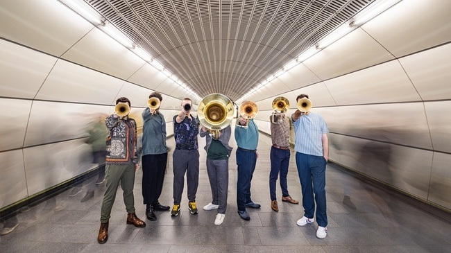 Federspiel: "Wir & Jetzt"