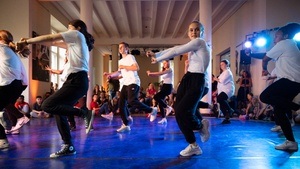 Club Oval  Junior Crossover Dance Battle (für Tänzer*innen ab 8 Jahren)