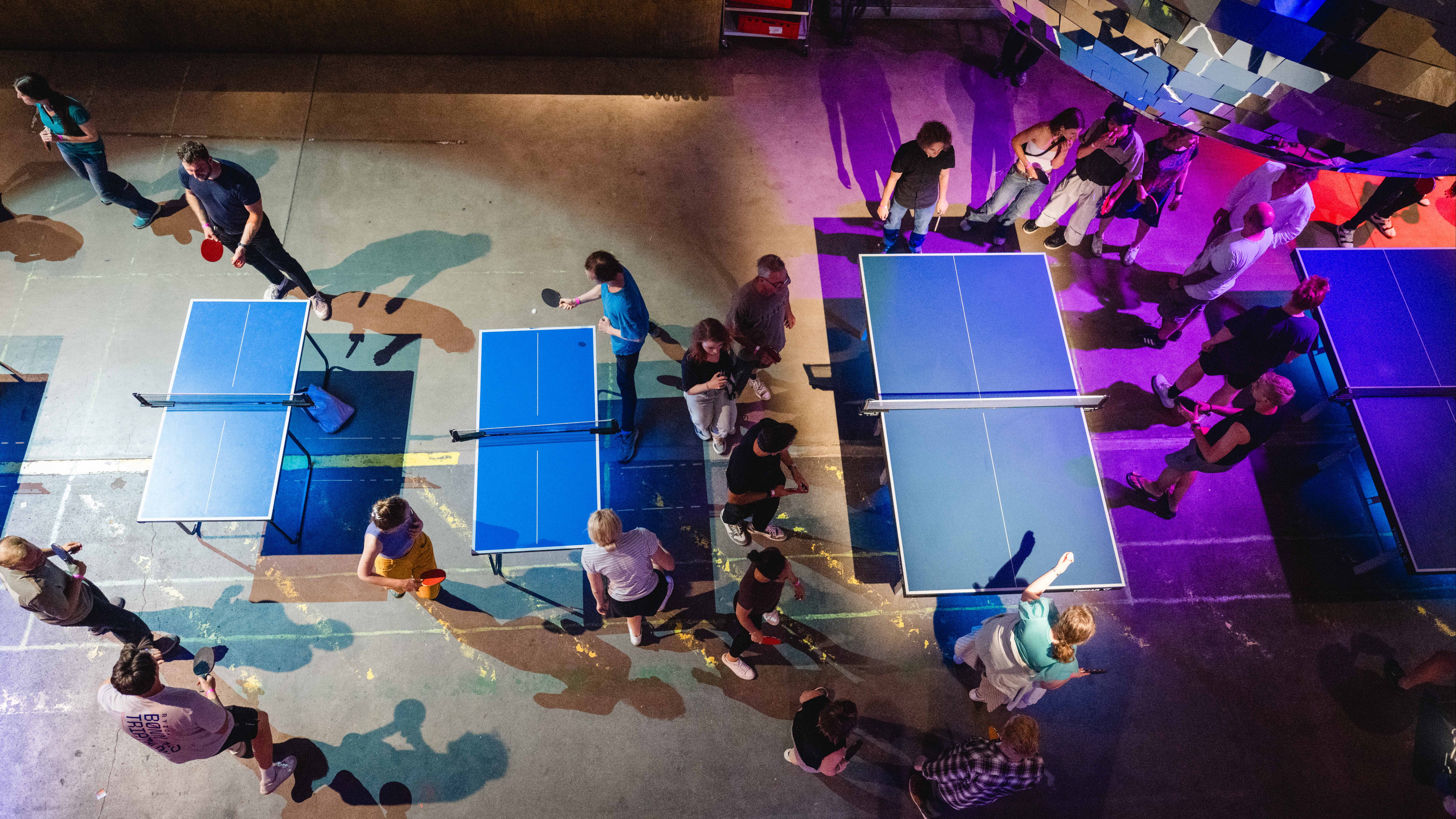 Ping Pong Night mit DJs 🏓🪩