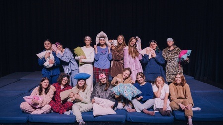 Samt vor unseren Augen // Ensemble ARTIG