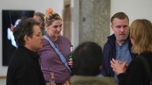 Kunstauskunft zur Ausstellung GRAND CENTRAL