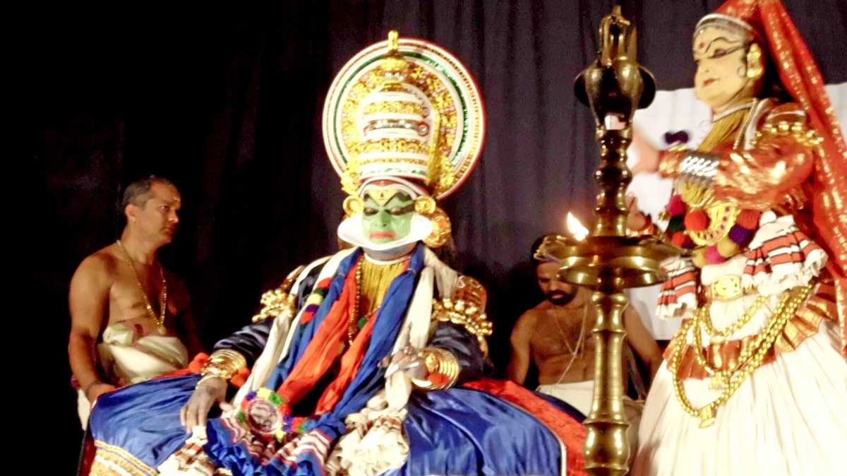 Farben der Ausdruckskraft: Tanzdramen und Tempeltheater in Indien