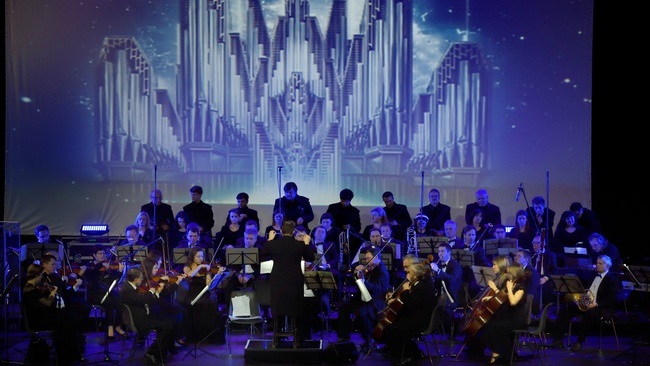 The Music of Hans Zimmer & others