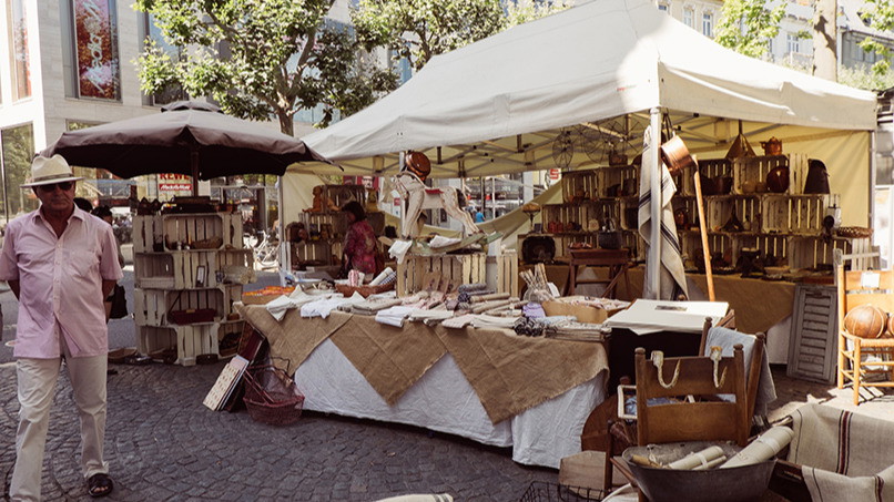 Titelbild der Veranstaltung Antikmarkt Bonn, Friedensplatz