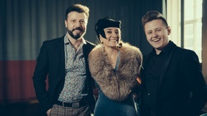 "Tate – Mame" mit Karolina Trybała (Gesang, DE), Mateusz Tadeusz Dudek (Akkordeon, PL) und Alexander Bersutsky