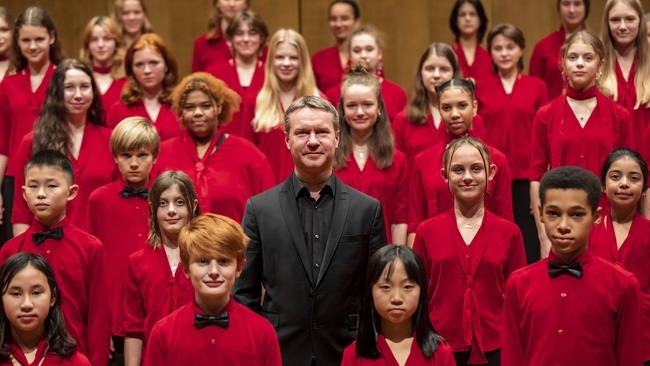 Szenische Produktion - Von Zwergen, Riesen und Kindern