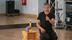 Jonglage und Bewegung - Workshop vom Raum der Künste für alle