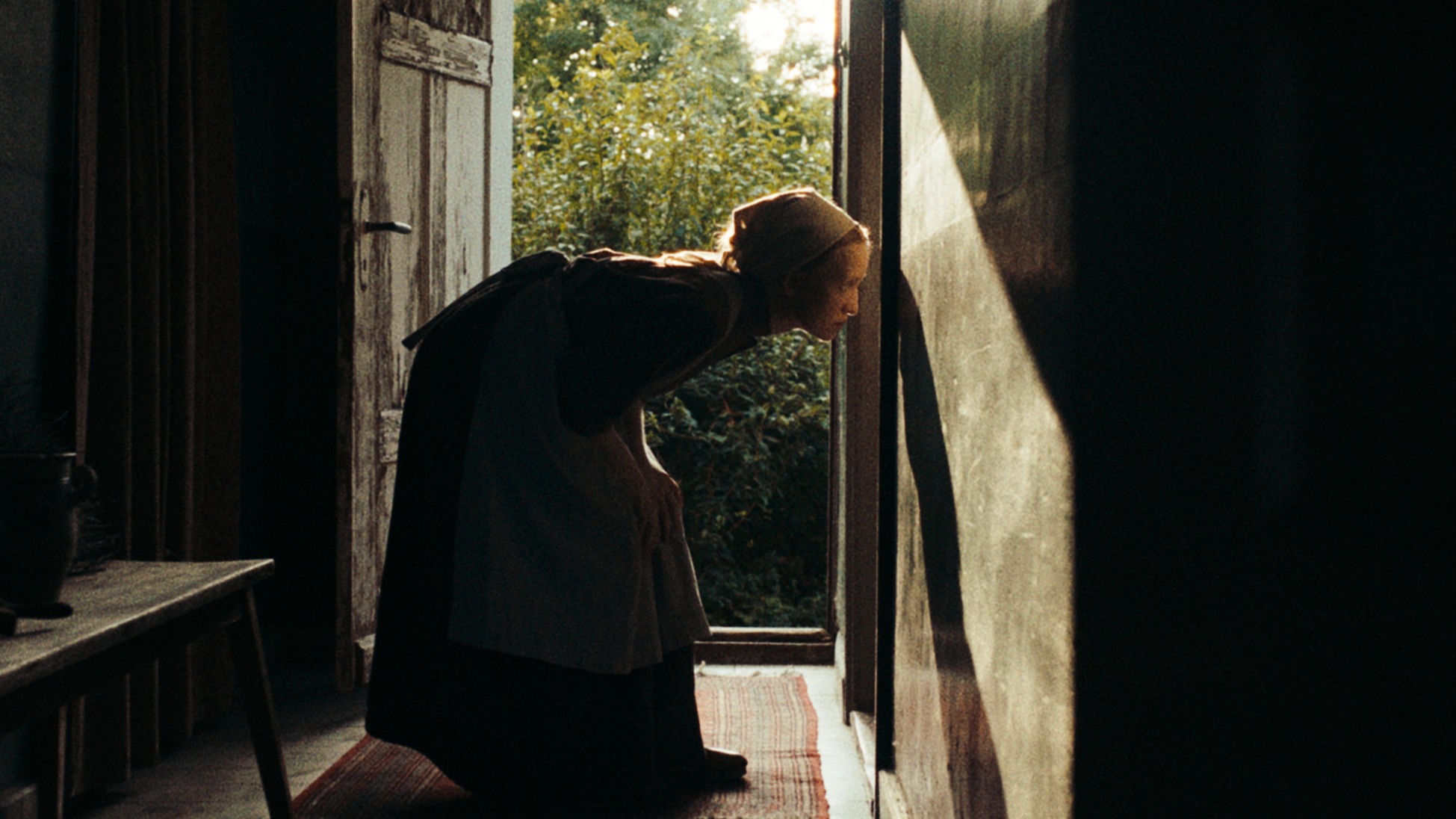 Open Air Kino: In die Sonne schauen (Sound of Falling)