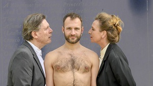 Einführung und Nachgespräch zur Offenen Generalprobe 'Macht. Krieg. Frieden (?)'