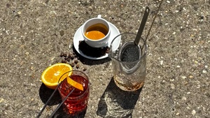 Coffee & Daydrinking - Suderman X Heilandt