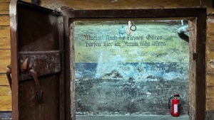 Einblick in den Bunker: „Auch die kleinen Gören dürfen hier nicht stören“