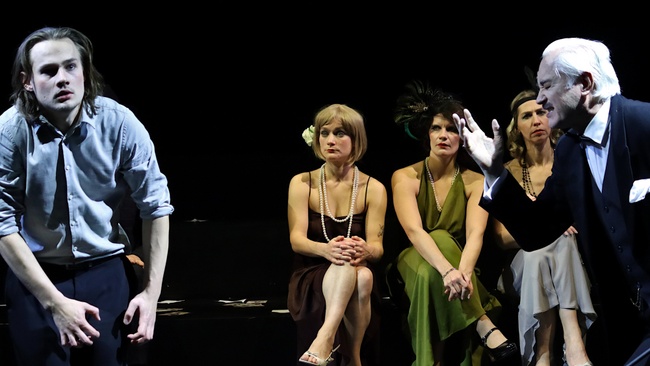 MARIO UND DER ZAUBERER