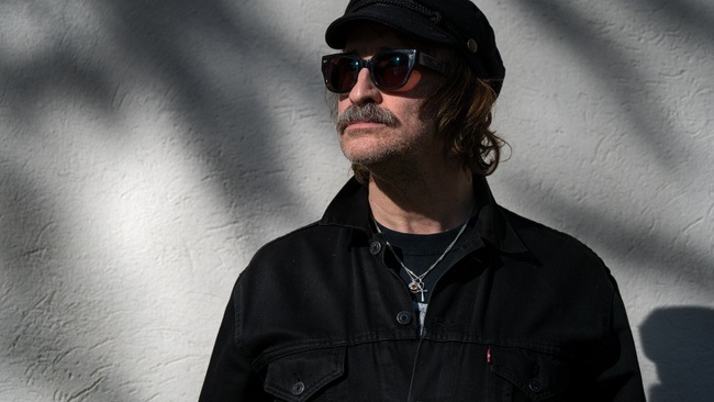 Alexander Hacke (Einstürzende Neubauten) | Lesung mit Musik: Krach. Verzerrte Erinnerungen.