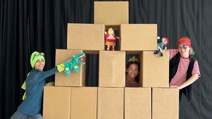 TanztheaterMobil | Kistenzaurber 3+