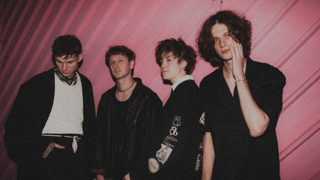 NIKRA - "Über beide Ohren" - Tour 2026