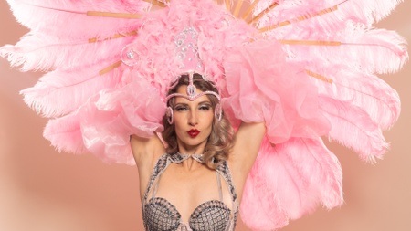 Burlesque Dinner Show mit Nita Bon Air