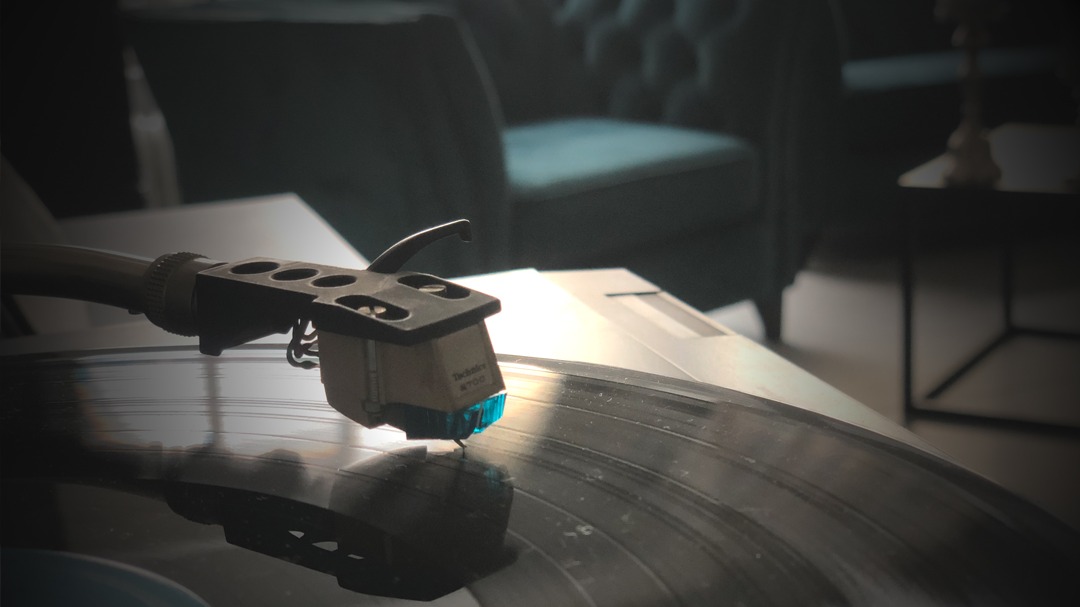 Vinyl Night Smooth Jazz