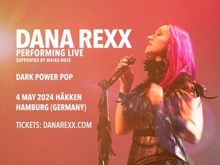 Dana Rexx performing live
