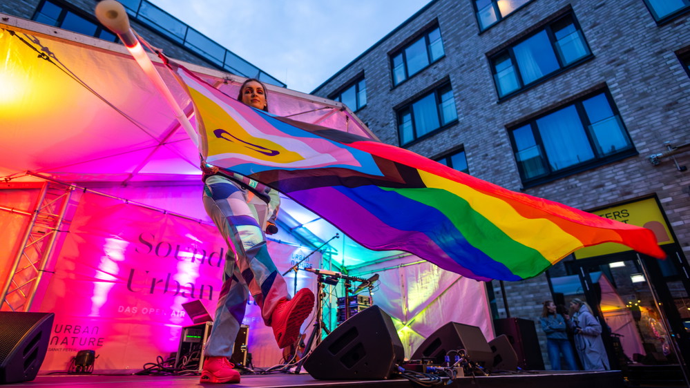 LIA BLUE auf der PRIDE WEEK Hamburg
