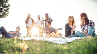 Von Yoga bis Zauberei: Das Sommerprogramm der vhs Dortmund