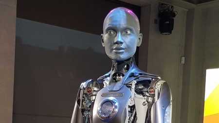 Studium generale Mensch und KI: Psychologie / Philosophie - Menschliche und künstliche Intelligenz – ein kritischer Vergleich