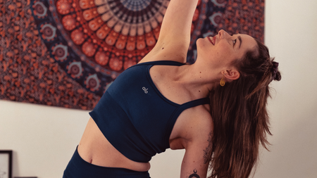 225h Yoga BASIS Ausbildung mit Nadine von Machen&Lachen Yoga