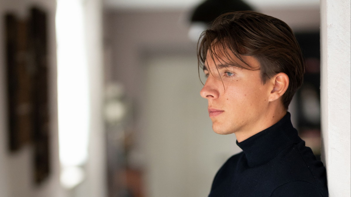 Lukas Hoffmann liest aus »Wassermann«