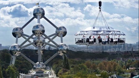 Dinner in the Sky