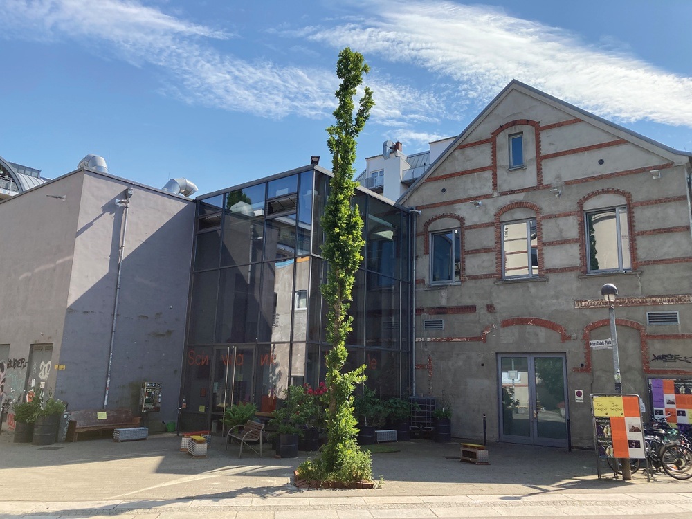 Naledi Majola: In Flux