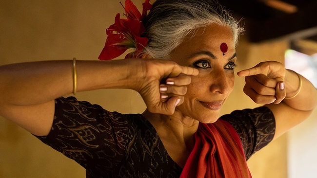 Eigenzeit - Transcending Gender and Self in Odissi Dance