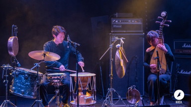 Achter 83: Wooli Duo