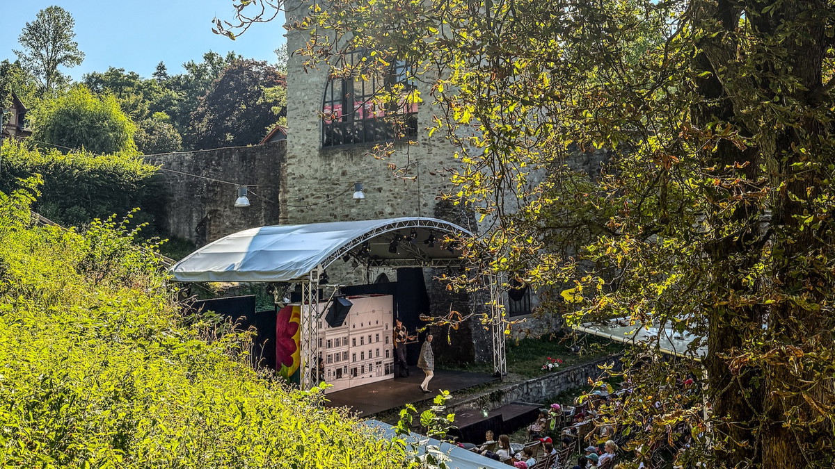 Sommerfestspiele Wiesbaden Burg Sonnenberg