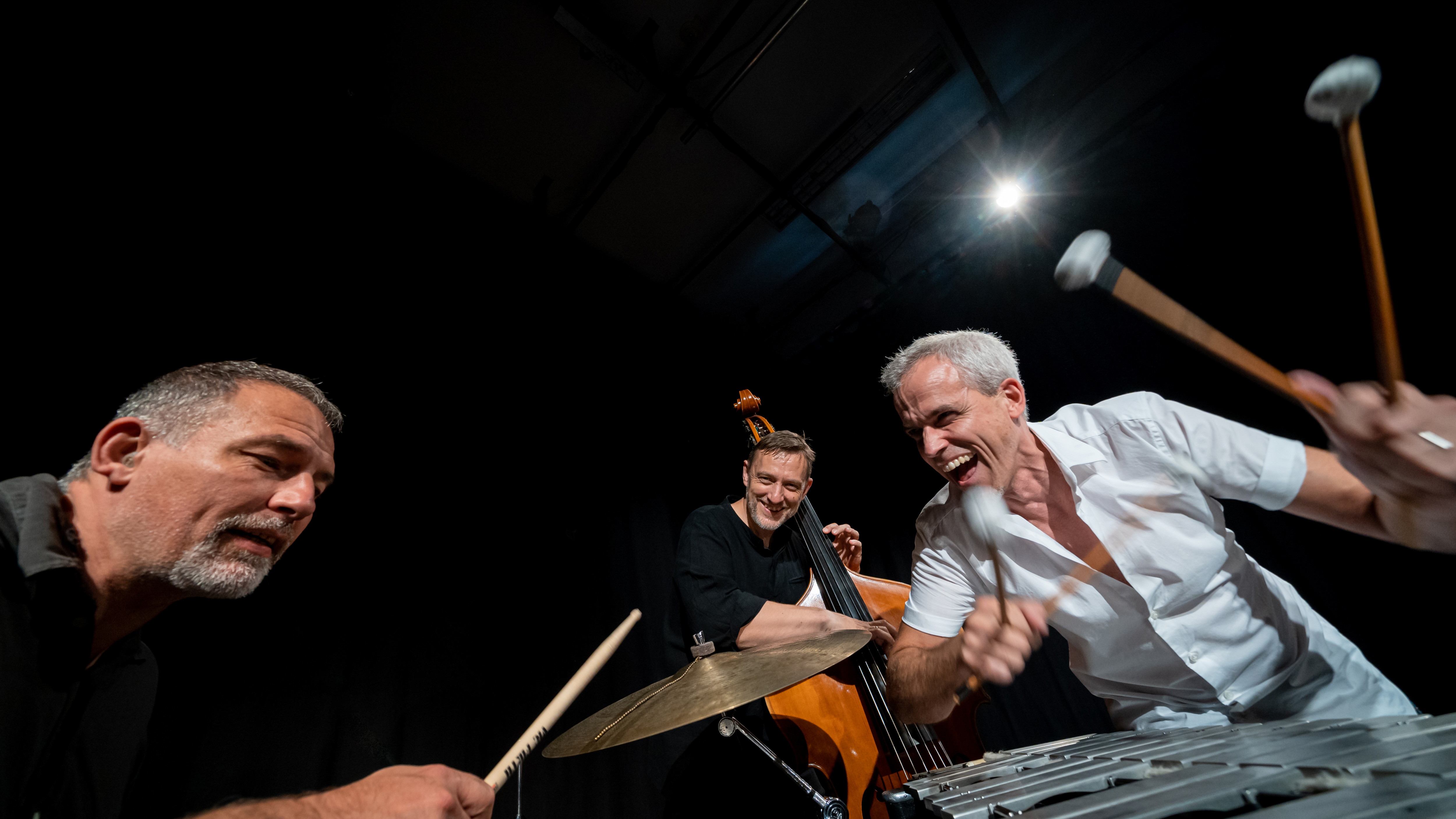 Live!Jazz | OLI BOTT TRIO