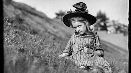 Exhibition opening: Negatives from the Dumpster 1900-1945