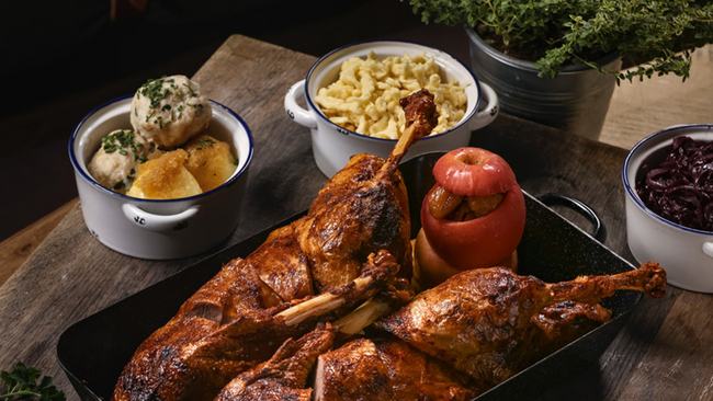 Advents-Ganserl-Reindl im Ayinger in der Au